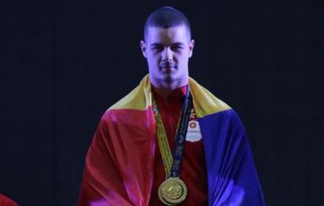 قهرمانی دسته 73 کیلوگرم به وزنه بردار رومانیایی رسید
