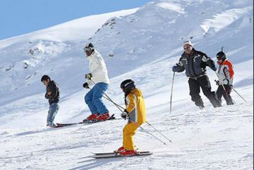 اردوی تیم ملی اسکی در پیست دیزین کرج لغو شد